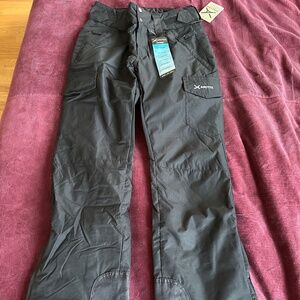 NEW Arctix Women's Snow Sports Insulated Cargo Pants- SMALL 4-6